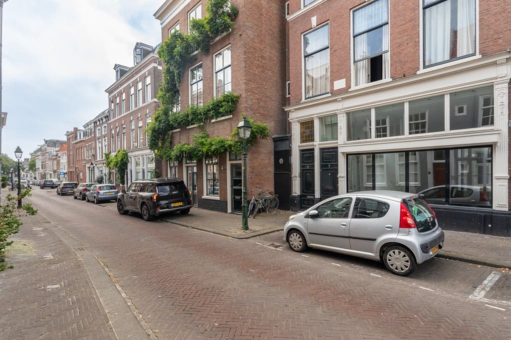 Assendelftstraat 7