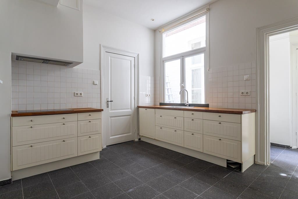 Assendelftstraat 7